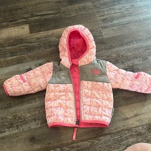 Northface 3-6 month thermoball coat